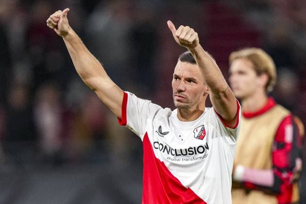 UTRECHT , 25-09-2025 , stadium Galgenwaard , season 2025 2026 , UEFA Europa League football , League phase Matchday 1 , match between FC Utrecht and Olympique Lyon , picture shows FC Utrecht player Nick Viergever Utrecht - Olympique Lyon  x31195367x Copyright: