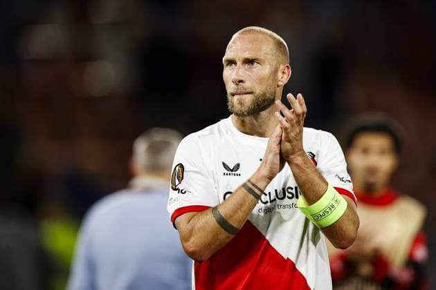 UTRECHT - Mike van der Hoorn of FC Utrecht after the Europa League match between FC Utrecht and Olympique Lyon at the Galgenwaard Stadium on September 25, 2025, in Utrecht, Netherlands. ANP MAURICE VAN STEEN UEFA Europa League 2025-2026 xVIxANPxSportx xxANPxIVx 537483430 originalFilename: 537483430.jpg