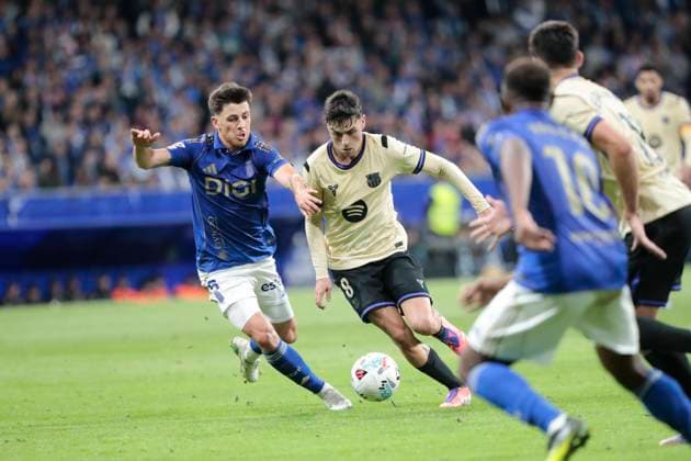Spanish La Liga EA Sports soccer match Real Oviedo vc FC Barcelona, Barca at Carlos Tartiere stadium in Oviedo, Asturias, Spain 25 september 2025 Pedri 900 Cordon Press  900 CordonxPress LOF - Real Oviedo vs FC Barcelona