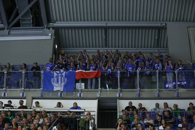 25.09.2025, xtgx, Handball, EHF Champions League, SC Magdeburg - Wisla Plock v.l. Symbolfoto, Symbolbild Zuschauer, Fans, Publikum Gästefans Magdeubrg