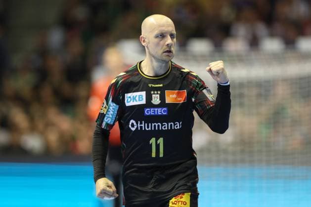 25.09.2025, xtgx, Handball, EHF Champions League, SC Magdeburg - Wisla Plock v.l. Daniel Pettersson (Magdeburg, 11) Jubel, Torjubel, jubelt ueber das Tor, celebrate the goal, celebration Magdeubrg