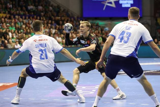 25.09.2025, xtgx, Handball, EHF Champions League, SC Magdeburg - Wisla Plock v.l. Gisli Thorgeir Kristjansson (Magdeburg, 10) Magdeubrg