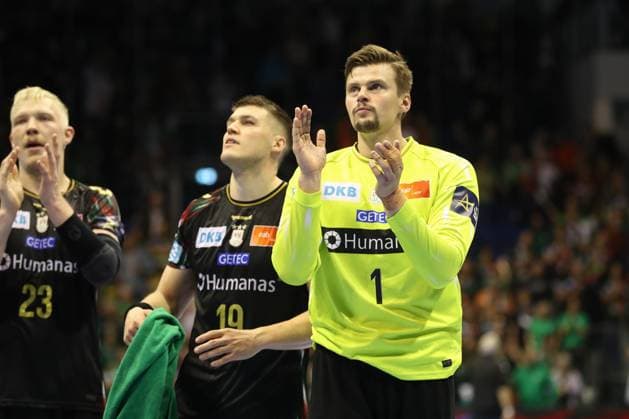 25.09.2025, xtgx, Handball, EHF Champions League, SC Magdeburg - Wisla Plock v.l. Sergey Hernandez Ferrer (Magdeburg, 1) Jubel ueber den Sieg, Jubel nach Spielende Magdeubrg