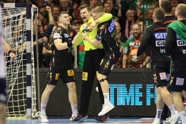 25.09.2025, xtgx, Handball, EHF Champions League, SC Magdeburg - Wisla Plock v.l. Elvar Orn Jonsson (Magdeburg, 19), Sergey Hernandez Ferrer (Magdeburg, 1) Sebastian Barthold (Magdebug, 25) Jubel ueber den Sieg, Jubel nach Spielende Magdeubrg
