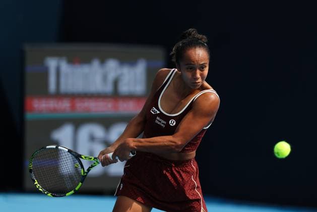 BEIJING, CHINA - SEPTEMBER 26: Leylah Fernandez of Canada returns a shot in the Women s Singles Round of 64 match against Maria Sakkari of Greece on day 5 of the 2025 China Open at National Tennis Center on September 26, 2025 in Beijing, China.  Copyright: xVCGx 111593309571