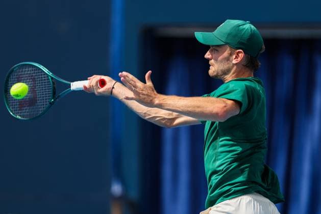 BEIJING, CHINA - SEPTEMBER 26: David Goffin of Belgium returns a shot in the Men s Singles Round of 32 match against Arthur Rinderknech of France on day 5 of the 2025 China Open at National Tennis Center on September 26, 2025 in Beijing, China.  Copyright: xVCGx 111593316816