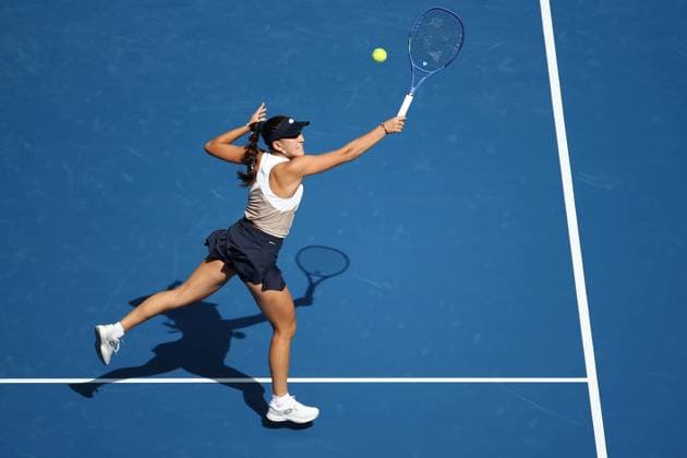 BEIJING, CHINA - SEPTEMBER 26: Kamilla Rakhimova of Russia competes in the Women s Singles Round of 64 match against Coco Gauff of the United States on day 5 of the 2025 China Open at National Tennis Center on September 26, 2025 in Beijing, China.  Copyright: xVCGx 111593317470