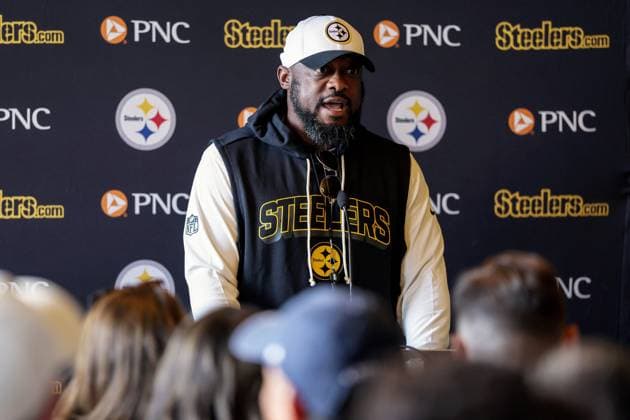 Pittsburgh Steelers press conference, PK, Pressekonferenz Carton House, Kildare 26 9 2025 Head Coach Mike Tomlin Mike Tomlin 26 9 2025  Copyright: x INPHO LaszloxGeczox LG_001964