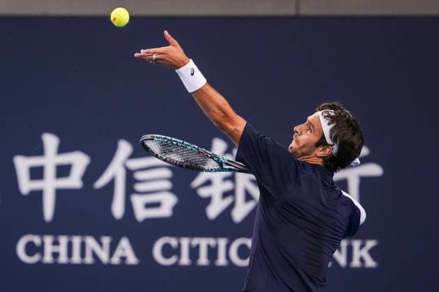 BEIJING, CHINA - SEPTEMBER 26: Lorenzo Musetti of Italy competes in the Women s Singles Round of 32 match against Giovanni Mpetshi Perricard of France on day 5 of the 2025 China Open at National Tennis Center on September 26, 2025 in Beijing, China.  Copyright: xVCGx 111593374674