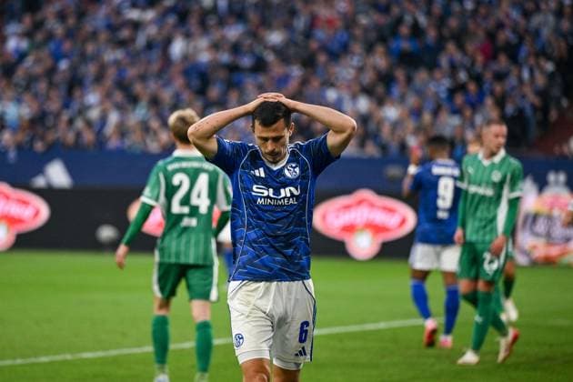 26.09.2025, Fussball, 2. Bundesliga, Saison 2025 2026, 7. Spieltag, FC Schalke 04 - SpVgg Greuther Fürth, Ron Schallenberg (FC Schalke 04) xRHR-FOTO YYx Copyright: KROEGER RHR-FOTOx RHR-FOTO YY