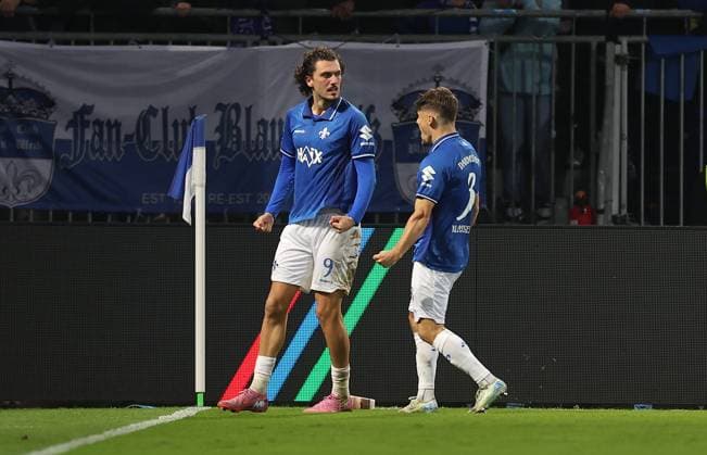26.09.2025, xdcx, Fussball 2. Bundesliga, SV Darmstadt 98 - SG Dynamo Dresden, emonline, emspor, despor, v.l., Torjubel zum 1:0 durch Isac Lidberg (SV Darmstadt 98), Goal celebration, celebrate the goal DFL DFB REGULATIONS PROHIBIT ANY USE OF PHOTOGRAPHS AS IMAGE SEQUENCES AND OR QUASI-VIDEO.