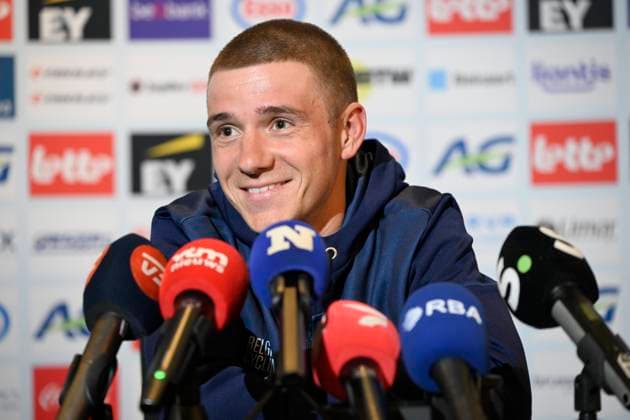 UCI 2025 Road World Championship, WM, Weltmeisterschaft Kigali 26 09 2025 - media activities KIGALI, RWANDA - SEPTEMBER 26 : Evenepoel Remco (BEL) pictured during a press conference, PK, Pressekonferenz prior the Men Elite cycling road race of the UCI Road World Championships 2025 92nd edition an UCI World Championships cycling race of 267.5 km with start in Kigali and finish in Kigali on September 26, 2025 in Kigali, Rwanda, 26 09 2025 Kigali Rwanda  Copyright: xJanxDexMeuleneirx