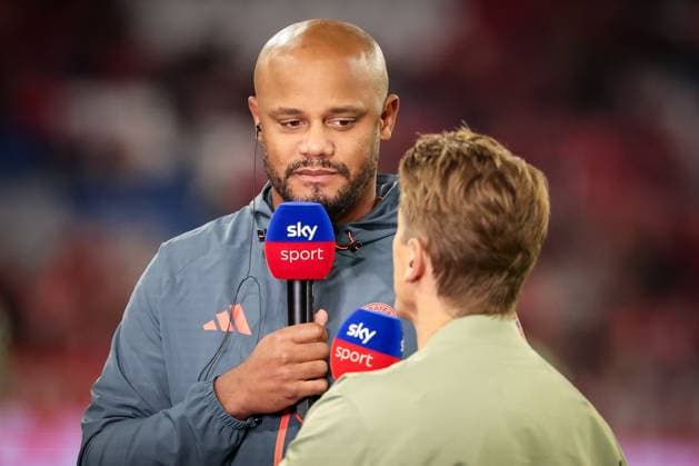 Chef-Trainer Vincent Kompany (FC Bayern Muenchen) im Interview, FC Bayern Muenchen vs. SV Werder Bremen, DFL, Bundesliga, Saison 2025 2026, Allianz Arena, Hinrunde, 5. Spieltag, 26.09.2025 DFB regulations prohibit any use of photographs as image sequences and or quasi-video Muenchen Bayern Deutschland