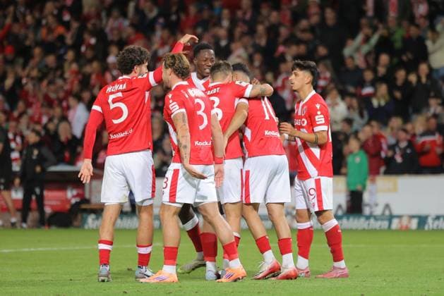 Cottbuser Torjubel Fussball 3. Liga 2025 2026 FC Energie Cottbus - VfB Stuttgart II