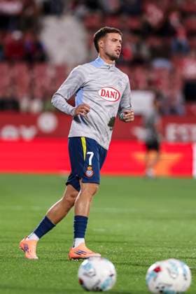 September 26, 2025, Girona, Girona, SPAIN: Javi Puado of RCD Espanyol warms up during the Spanish league, La Liga EA Sports, football match played between Girona FC and RCD Espanyol at Montilivi stadium on September 26, 2025 in Girona, Spain. Girona SPAIN - ZUMAa181 20250926_zaa_a181_109 Copyright: xJavierxBorregox