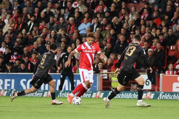 31 Justin Butler (Energie Cottbus, M.) Fussball 3. Liga 2025 2026 FC Energie Cottbus - VfB Stuttgart II