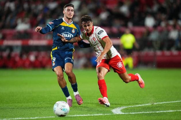 ESP: Girona FC - Sevilla FC. La Liga 2025-2026. Date 7 Roberto Fernandez of RCD Espanyol during the La Liga match 2025-2026, date 7 between Girona FC and RCD Espanyol played at Montilivi Stadium on September 26, 2025 in Girona, Spain. Contributor Copyright: xPressinphotox PS_240926_GIR_ESP_2526_022