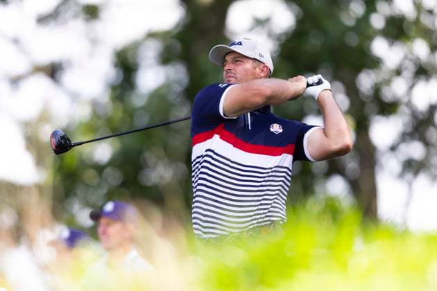 September 26, 2025, Farmingdale, Ny, United States: FARMINGDALE, NY - SEPTEMBER 26: Bryson DeChambeau of Team USA tees off on hole 7 during the Ryder Cup - Afternoon Fourball Matches at Bethpage Black Golf Course on September 26, 2025 in Farmingdale, NY. Farmingdale United States - ZUMAt139 20250926_aaa_t139_124 Copyright: xAlxChang IsixPhotosx