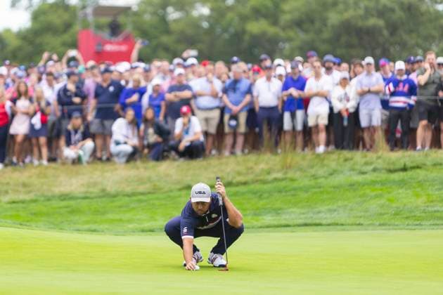 September 26, 2025, Farmingdale, Ny, United States: FARMINGDALE, NY - SEPTEMBER 26: Xander Schaufflele of Team USA lines up a putt on hole 5 during the Ryder Cup - Morning Foursomes Matches at Bethpage Black Golf Course on September 26, 2025 in Farmingdale, NY. Farmingdale United States - ZUMAt139 20250926_aaa_t139_181 Copyright: xAlxChang IsixPhotosx