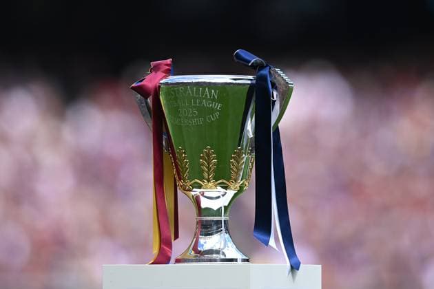 2025 AFL GRAND FINAL, The 2025 AFL Grand Final Premiership Cup during the AFL Grand Final between the Geelong Cats and the Brisbane Lions at the Melbourne Cricket Ground in Melbourne, Saturday, September 27, 2025. ( NO ARCHIVING, EDITORIAL USE ONLY MELBOURNE VICTORIA AUSTRALIA  Copyright: xJAMESxROSSx 20250927122066755519