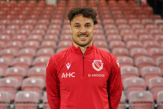Simon Straudi; FC Energie Cottbus; 3.Liga, Porträttermin 2025 2026 Fussball 3. Liga 2025 2026 Offizieller Portraitermin FC Energie Cottbus