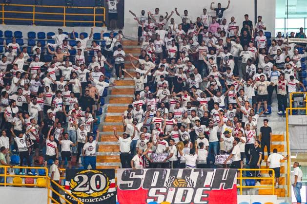 Zamalek v Taubate - IHF Men s Club Handball World Cup Zamalek fans support the team at the Men s Handball Club World Championship, WM, Weltmeisterschaft in Cairo, Egypt, on September 26, 2025. cairo Egypt  Copyright: xAhmedxMosaadx originalFilename:mosad-notitle250926_npgZE.jpg
