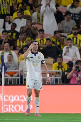 JEDDAH, SAUDI ARABIA - SEPTEMBER 26:Cristiano Ronaldo of Al alnassr celebrating his goal to make it 2-0 during the Saudi Pro League match between Al Ittihad and Al Nassr at King Abdullah Sports City on September 26, 2025 in Jeddah, Saudi Arabia. (Photo by Khalid Alhaj) SPO  Copyright: xKhalidxAlhaj