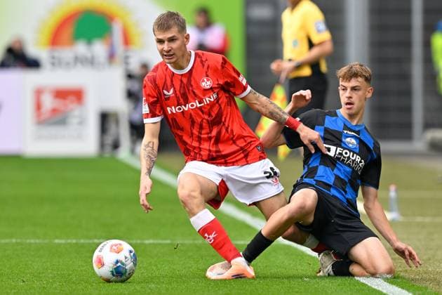 Paderborn, Home Deluxe Arena, 27.09.25, GER, Herren, 2.Bundesliga, Saison 2025-2026, SC Paderborn 07 - 1.FC Kaiserslautern Bild: v.li. im Zweikampf Paul JOLY (Kaiserslautern) und Ruben MUELLER (Paderborn) DFL regulations prohibit any use of photographs as image sequences and or quasi-video. NRW Deutschland