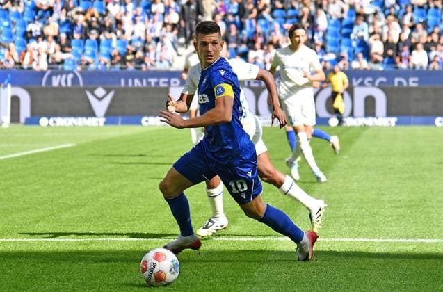 27.09.2025, xhbx, Fussball 2.Bundesliga, Karlsruher SC - 1.FC Magdeburg v.l. Marvin Wanitzek (Karlsruher SC KSC) (DFL DFB REGULATIONS PROHIBIT ANY USE OF PHOTOGRAPHS as IMAGE SEQUENCES and or QUASI-VIDEO) Karlsruhe
