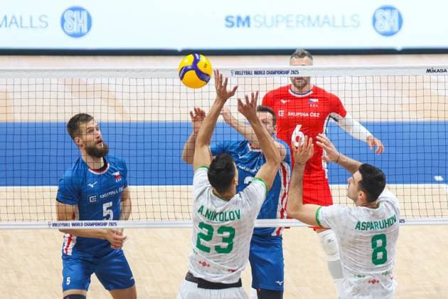 2025.09.27 Pasay City Manila siatkowka mezczyn Mistrzostwa Swiata FIVB 2025 Czechy - Bulgaria N z FIVB Men s World Championship, WM, Weltmeisterschaft 2025 Czechia - Bulgary semi finals polfinal radosc zwyciestwo winner win kibice doping Foto Szymon Gorski PressFocus 2025.09.27 Pasay City Manila volleyball men FIVB Men s World Championship 2025 Czechy - Bulgaria FIVB Men s World Championship 2025 Czechia - Bulgary semi finals polfinal radosc zwyciestwo winner win kibice doping Credit: Szymon Gorski PressFocus NEWSPIX.PL --- newspix.pl 