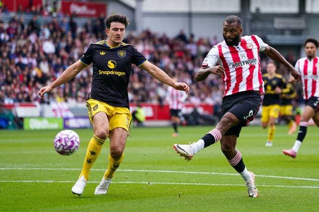 Premier League Brentford v Manchester United, ManU Igor Thiago of Brentford scores to make it 1-0 during the Premier League match Brentford vs Manchester United at The Gtech Community Stadium, London, United Kingdom, 27th September 2025 (Photo by Harvey Murphy News Images) Copyright: xHarveyxMurphy NewsxImagesx