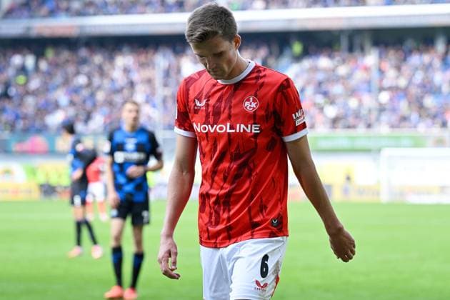 Paderborn, Home Deluxe Arena, 27.09.25, GER, Herren, 2.Bundesliga, Saison 2025-2026, SC Paderborn 07 - 1.FC Kaiserslautern Bild: Fabian KUNZE (Kaiserslautern) DFL regulations prohibit any use of photographs as image sequences and or quasi-video. NRW Deutschland