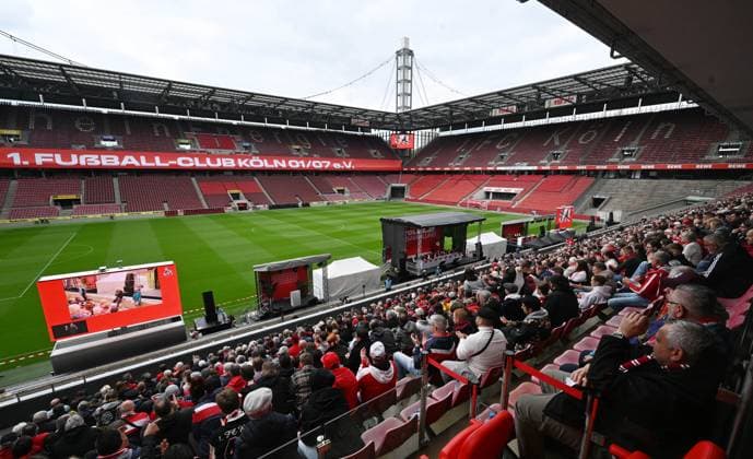 27.09.2025 , xophax, Fussball 1.Bundesliga, 1.FC Koeln Mitgliederversammlung , Präsidentenwahl. Rhein Energie Stadion Jahreshauptversammlung am Samstag den 27.09.2025. 1.FC Köln (DFL DFB REGULATIONS PROHIBIT ANY USE OF PHOTOGRAPHS as IMAGE SEQUENCES and or QUASI-VIDEO) Koeln