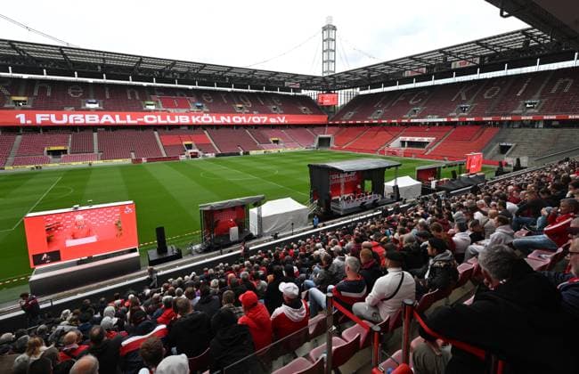 27.09.2025 , xophax, Fussball 1.Bundesliga, 1.FC Koeln Mitgliederversammlung , Präsidentenwahl. Rhein Energie Stadion Jahreshauptversammlung am Samstag den 27.09.2025. 1.FC Köln (DFL DFB REGULATIONS PROHIBIT ANY USE OF PHOTOGRAPHS as IMAGE SEQUENCES and or QUASI-VIDEO) Koeln