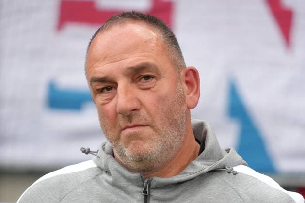 Bundesliga Herren, 5. Spieltag, Saison 2025 26, FC Heidenheim - FC Augsburg Frank Schmidt (Cheftrainer, FC Heidenheim) FC Heidenheim - FC Augsburg Bundesliga Herren, 5. Spieltag, Saison 2025 26, FC Heidenheim - FC Augsburg Deutschland, Heidenheim, Voith Arena, 27.09.2025