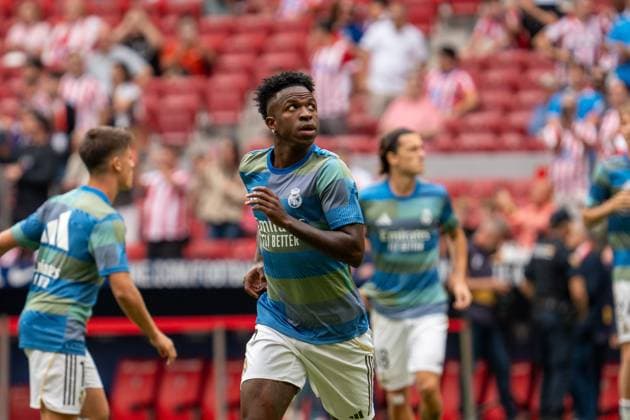Vinícius Júnior (Real Madrid & Brazil striker N7) during warm up before La Liga EA Sports game between Atlético de Madrid and Real Madrid at Estadio Riyadh Air Metropolitano, on September 27, 2025, Madrid, Spain. Copyright: xAndresxLopezxSheridanxx xSPPx Sportspressphoto_SPR33010
