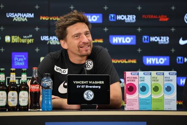 27.09.2025, Fussball, Herren, 2. Bundesliga, Saison 2025 2026, SV 07 Elversberg Holstein Kiel, Trainer Vincent Wagner (SV 07 Elversberg) Elversberg Ursapharm-Arena an der Kaiserlinde Saarland Deutschland (DEU) Copyright: xSebastianxBachx