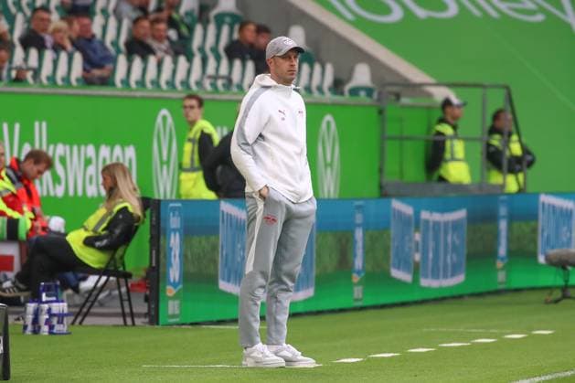 27.09.2025, xgox, Fussball - 1.Bundesliga VfL Wolfsburg - RB Leipzig emspor, v.l. Ole Werner (Leipzig, Trainer) (DFL DFB REGULATIONS PROHIBIT ANY USE OF PHOTOGRAPHS as IMAGE SEQUENCES and or QUASI-VIDEO) Wolfsburg