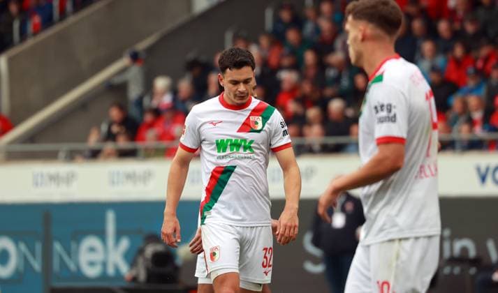 27.09.25 1. FC Heidenheim - FC Augsburg Deutschland, Heidenheim, 27.09.2025, Fussball, Bundesliga, 1. FC Heidenheim - Augsburg: Fabian Rieder (FC Augsburg).