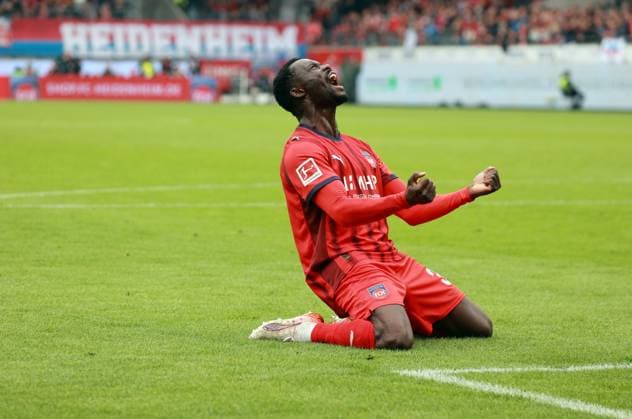 27.09.25 1. FC Heidenheim - FC Augsburg Deutschland, Heidenheim, 27.09.2025, Fussball, Bundesliga, 1. FC Heidenheim - Augsburg: Sirlord Conteh (1. FC Heidenheim).