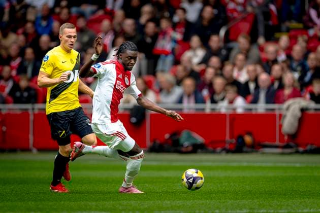 NAC Breda defender Boy Kemper, AFC Ajax Amsterdam forwarder Don-Angelo Konadu during the match AFC Ajax Amsterdam vs NAC Breda at the Johan Cruijff ArenA for the Dutch Vriendenloterij Eredivisie season 2025-2026 in AMSTERDAM, Netherlands on 27 september 2025, (photo by Marcel van Dorst EYE4images DeFodi Images) NAC Breda defender Boy Kemper, AFC Ajax Amsterdam forwarder Don Angelo Konadu during the match AFC Ajax Amsterdam vs NAC Breda at the Johan Cruijff ArenA for the Dutch Vriendenloterij Eredivisie season 2025 2026 in AMSTERDAM, Netherlands on 27 september 2025, photo by Marcel van Dorst EYE4images DeFodi Images