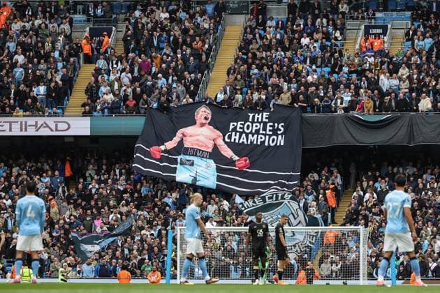 Premier League Manchester City v Burnley The Peoples Champion Ricky Hatton flag during the Premier League match Manchester City vs Burnley at Etihad Stadium, Manchester, United Kingdom, 27th September 2025 (Photo by Mark Cosgrove News Images) Manchester Etihad Stadium Manchester United, ManU Kingdom Copyright: xMarkxCosgrove NewsxImagesx
