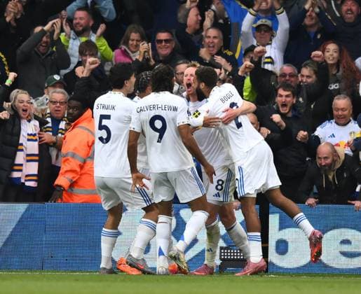 Sean Longstaff of Leeds United celebrates scoring their second goal Leeds United v AFC Bournemouth, Premier League, Football, Elland Road, Leeds, UK - 27 Sep 2025Leeds Elland Road United Kingdom EDITORIAL USE ONLY No use with unauthorised audio, video, data, fixture lists, club league logos or live services. Online in-match use limited to 120 images, no video emulation. No use in betting, games or single club league player publications. Copyright: xRichardxLee Shutterstockx 15503912bh