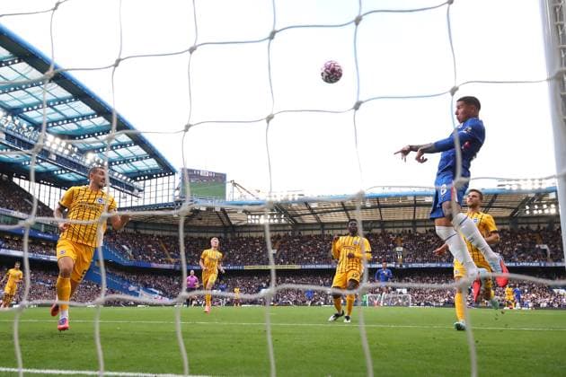 27th September 2025; Stamford Bridge, Chelsea, London, England: Premier League Football, Chelsea versus Brighton and Hove Albion; Enzo Fernandez of Chelsea heads the ball to scores his sides 1st goal in the 23rd minute to make it 1-0  JohnxPatrickxFletcher