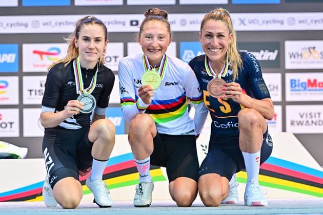 Vallieres Magdeleine, Fisher-Black Niamh, Garcia Mavi Women Elite Road Race Ruanda 2025 Vallieres Magdeleine (Canada), Fisher-Black Niamh (New Zealand), Garcia Mavi (Spain) Straßenrennen Frauen Women Elite Road Race One day race, Kigali, (164.6km) UCI-Straßenweltmeisterschaften 2025 in Kigali Ruanda. 2025 UCI Road World Championships Kigali Rwanda 27.09.2025