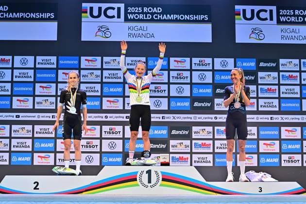 Vallieres Magdeleine, Fisher-Black Niamh, Garcia Mavi Women Elite Road Race Ruanda 2025 Vallieres Magdeleine (Canada), Fisher-Black Niamh (New Zealand), Garcia Mavi (Spain) Straßenrennen Frauen Women Elite Road Race One day race, Kigali, (164.6km) UCI-Straßenweltmeisterschaften 2025 in Kigali Ruanda. 2025 UCI Road World Championships Kigali Rwanda 27.09.2025