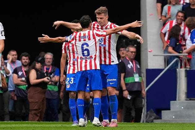 Atletico de Madrid s Koke Resurreccion (l) and Alexander Sorloth celebrate goal during La Liga match. September 27, 2025. (202509271356)