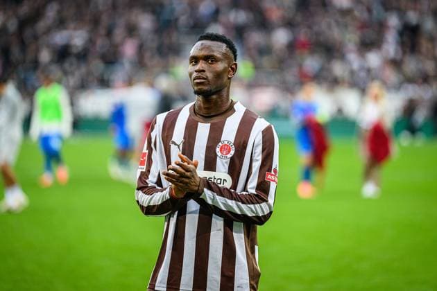 Fußball I Herren I Saison 2025-2026 I Bundesliga I 5. Spieltag I FC St. Pauli - Bayer 04 Leverkusen I 27.09.2025 Abdoulie Ceesay (9, FC St. Pauli) Hamburg Millerntor-Stadion Hamburg Deutschland Copyright: xLobecax xHenningxRohlfsx