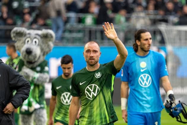Deutschland: Fussball 1. Bundesliga, 6. Spieltag 2025 2026, VfL Wolfsburg-RB Leipzig am 27.09.2025 in Wolfsburg (Volkswagen-Arena): Christian Eriksen (VfL Wolfsburg 24) nach dem Spiel Copyright: xSvenxHeidmannx