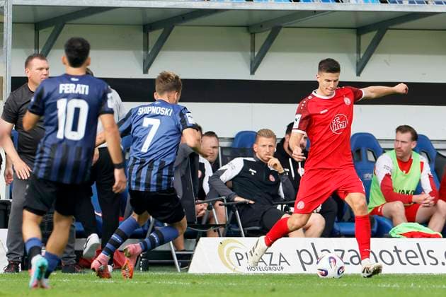 Fußball 3. Liga 08.Spieltag , SV Waldhof Mannheim - Rot-Weiss Essen am 27.09.2025 im Carl-Benz-Stadion in Mannheim Michael Kostka ( Rot-Weiss Essen )